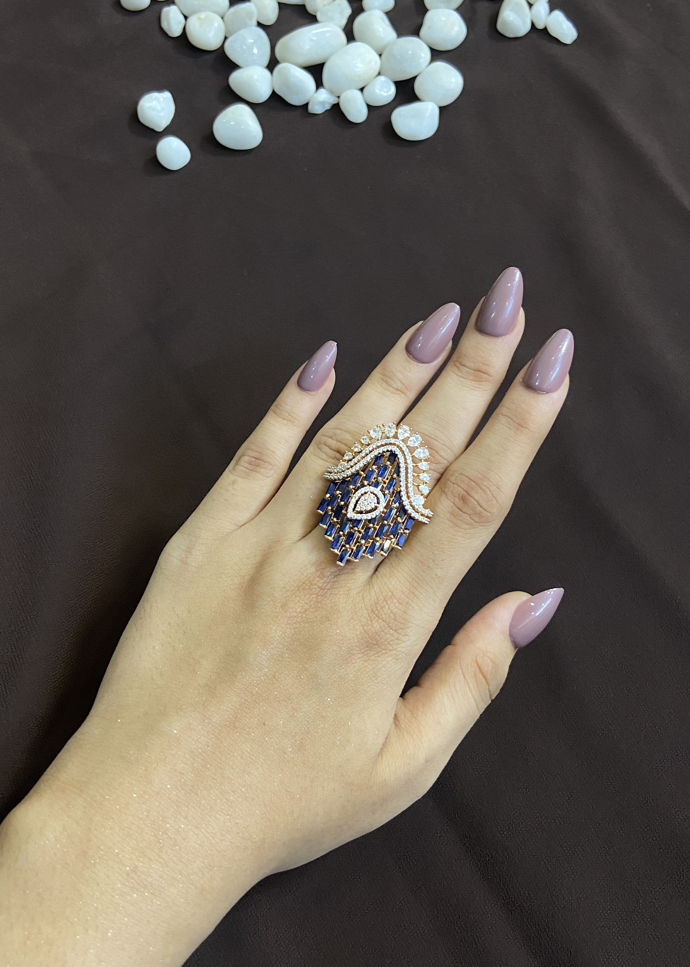 SAPPHIRE DROP LINE RING WITH GOLD DIAMONDS