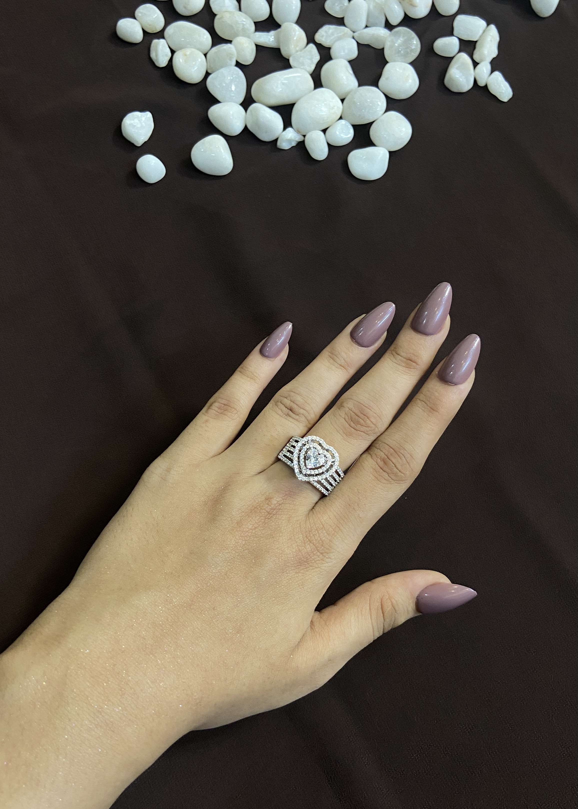 SWEETHEART RING WITH SIDE DIAMONDS